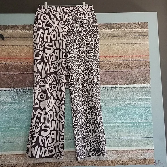 'Lisa Says Gah'    Size 6 tts. NEW WITH TAGS  Lyric Print  Beatles  70's Peace - Picture 2 of 15